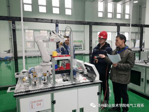 電氣工程系順利完成山東省工業(yè)機器人應用編程職業(yè)技能等級證書考核，助推工程機械技術研發(fā)人才培養(yǎng)